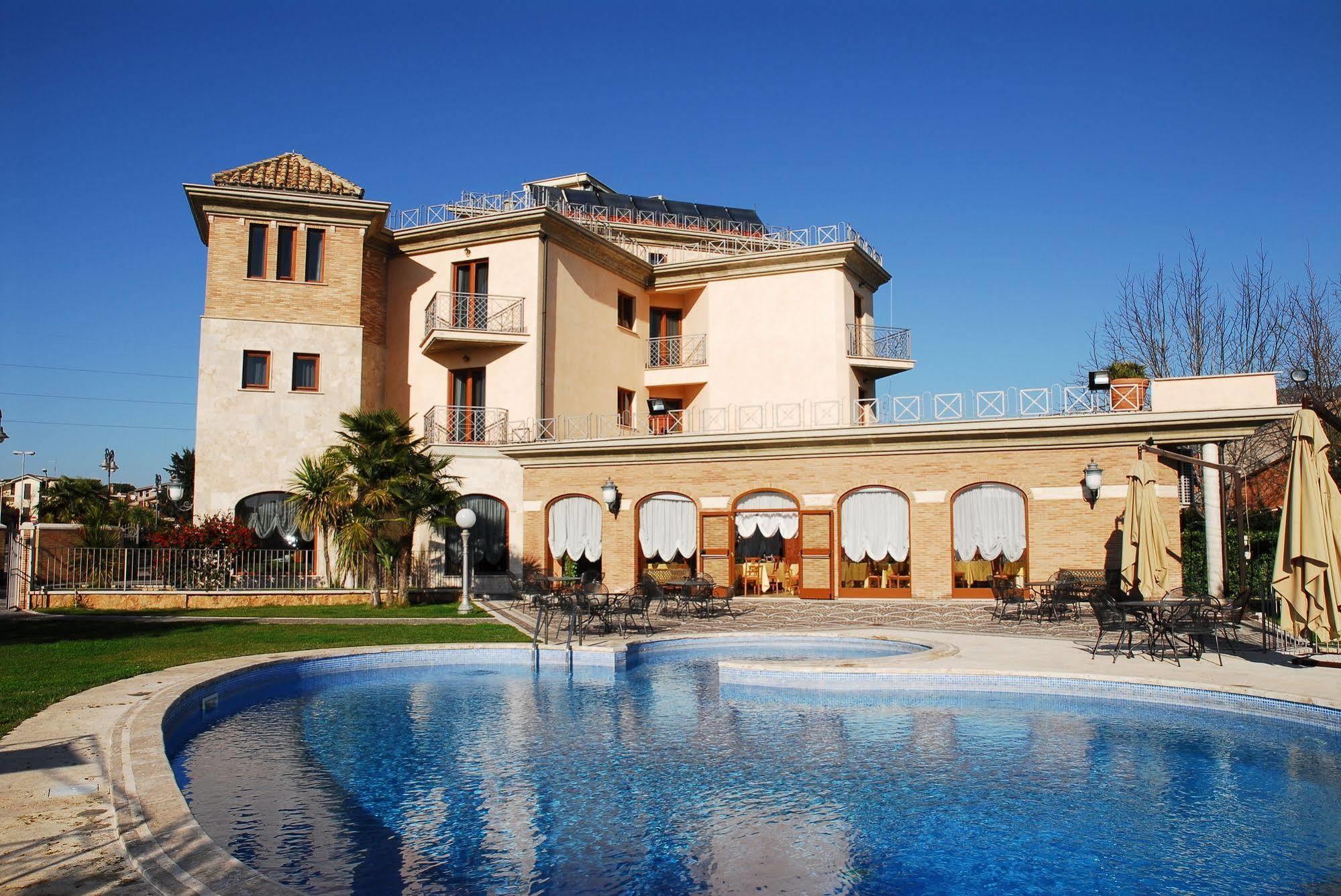 Park Hotel Imperatore Adriano Tivoli Dış mekan fotoğraf
